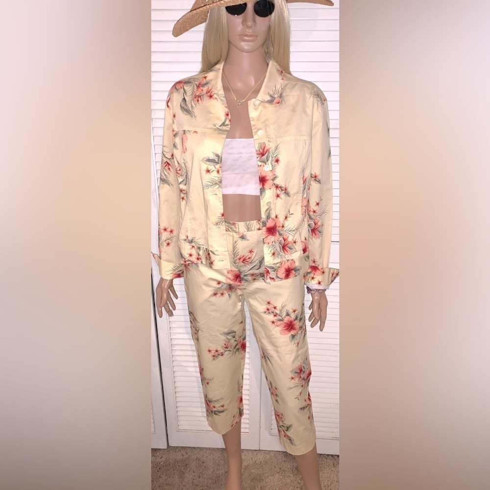 Vintage butter Yellow Floral matching outfit Jacket medium Cropped Pants Size 4